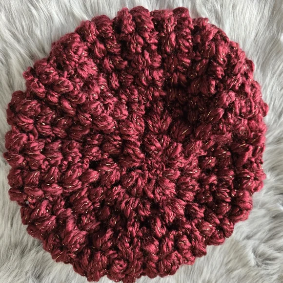Burgandy Gold Thread Crochet Slouch Beanie & Pink Ultra Suede Gloves - Picture 4 of 11